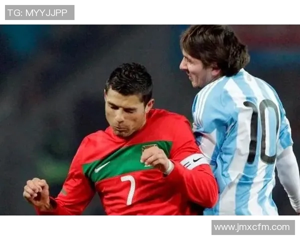 退役四大足球巨星盘点：梅西 C 罗 贝尔 皮克的传奇之路